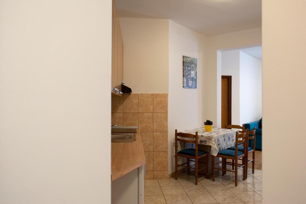 Ferienwohnung Calypso Kaštela Exterior foto