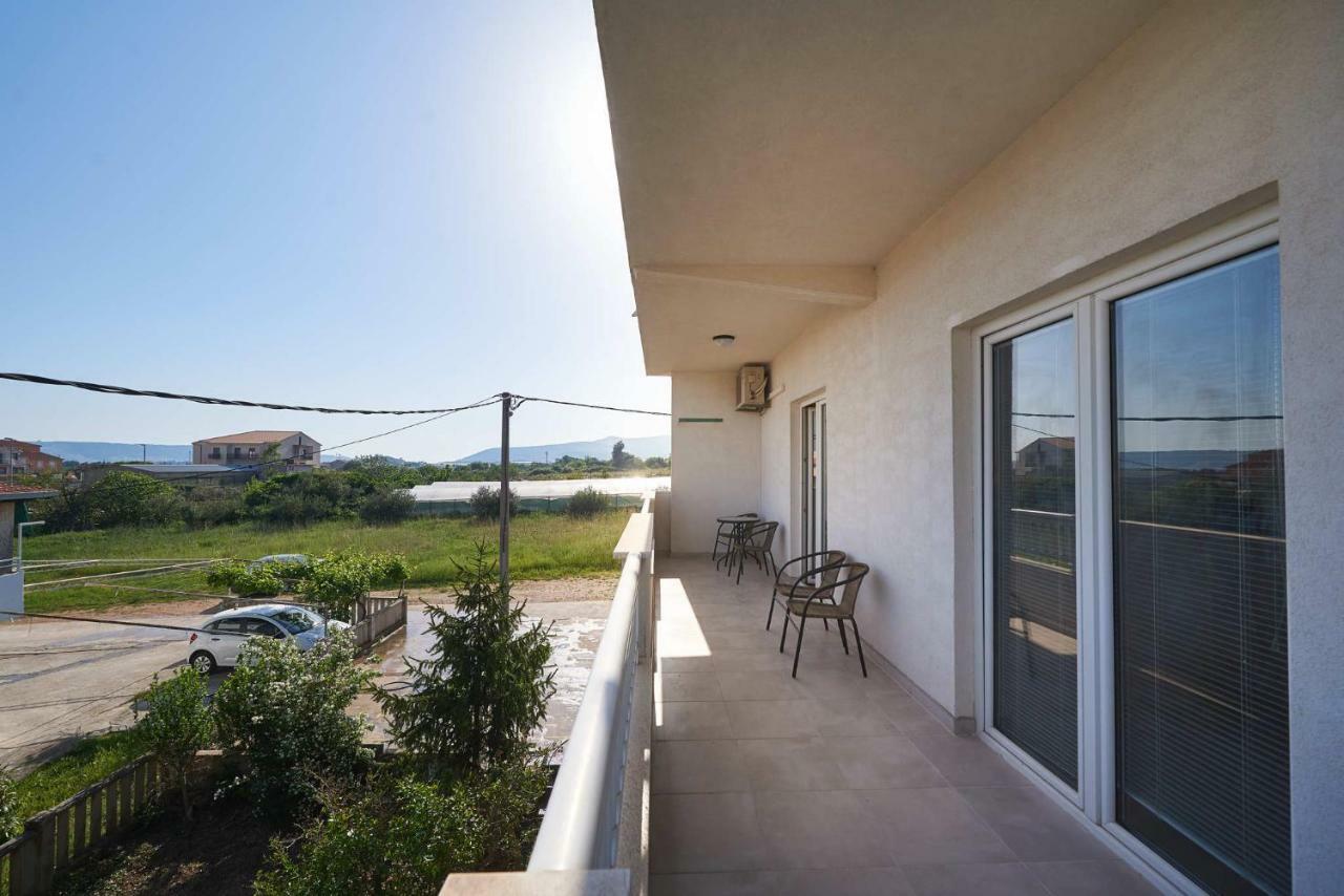 Ferienwohnung Calypso Kaštela Exterior foto